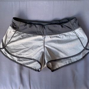 Lululemon Speed Short *2-way stretch 2.5”